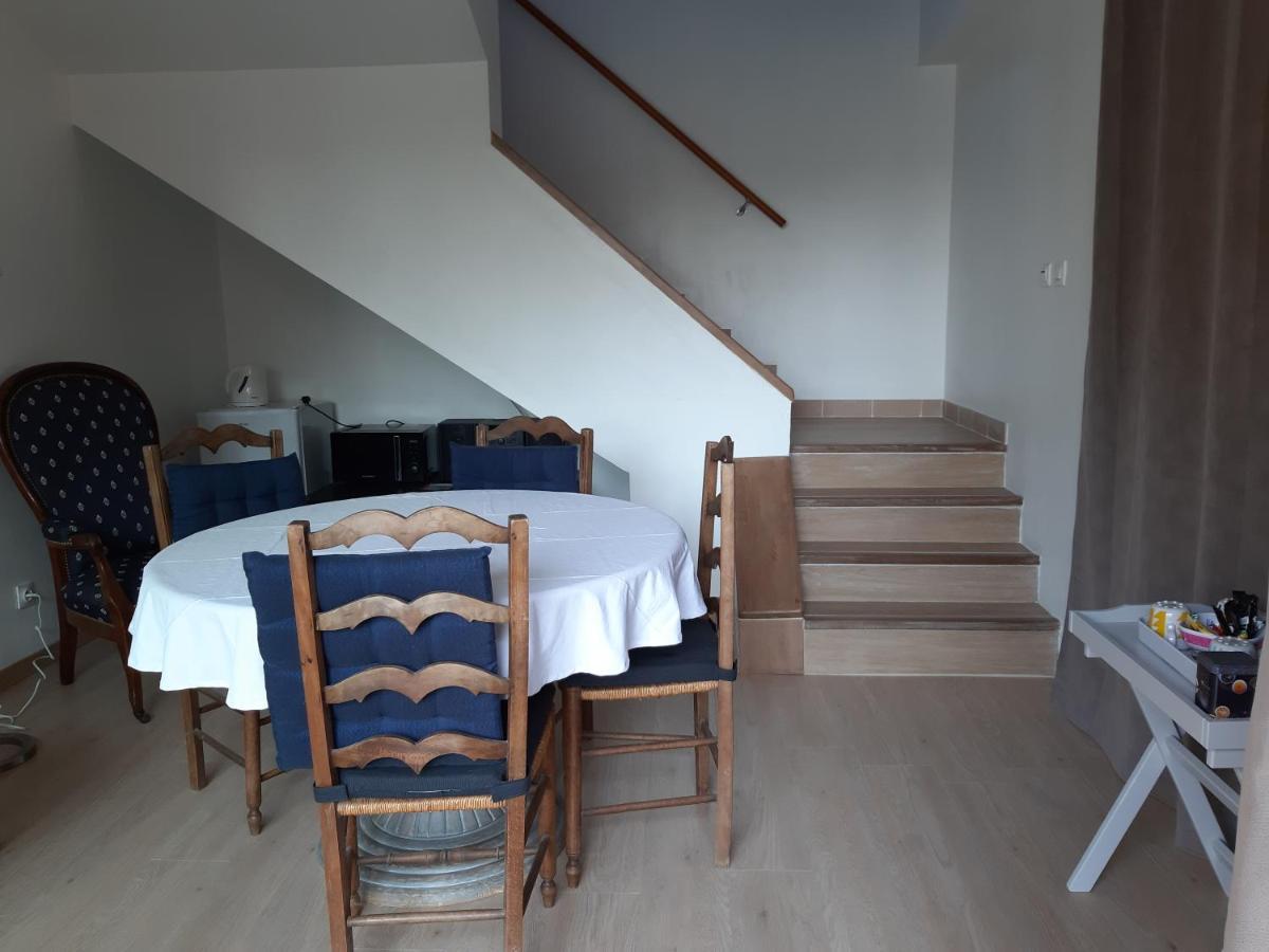 La Grange Des Lisieres Bed and Breakfast Rouvres  Εξωτερικό φωτογραφία